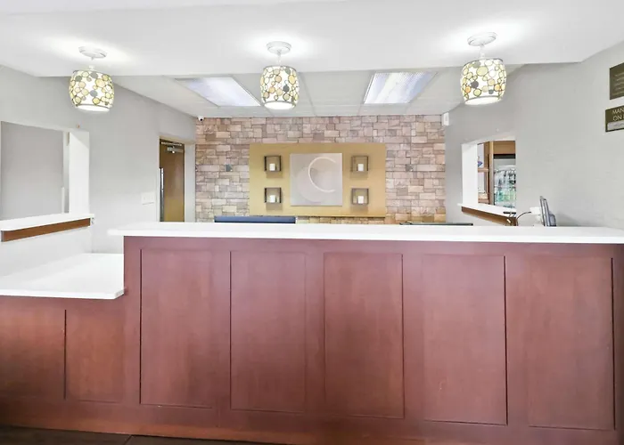 Comfort Inn Dunn Near I-95